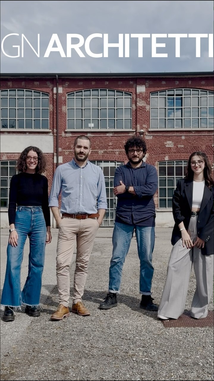 “I’m working late ‘cause I’m…” an architect ☕️ 💻 📐
•
•
•
#team #architecture #interiordesign