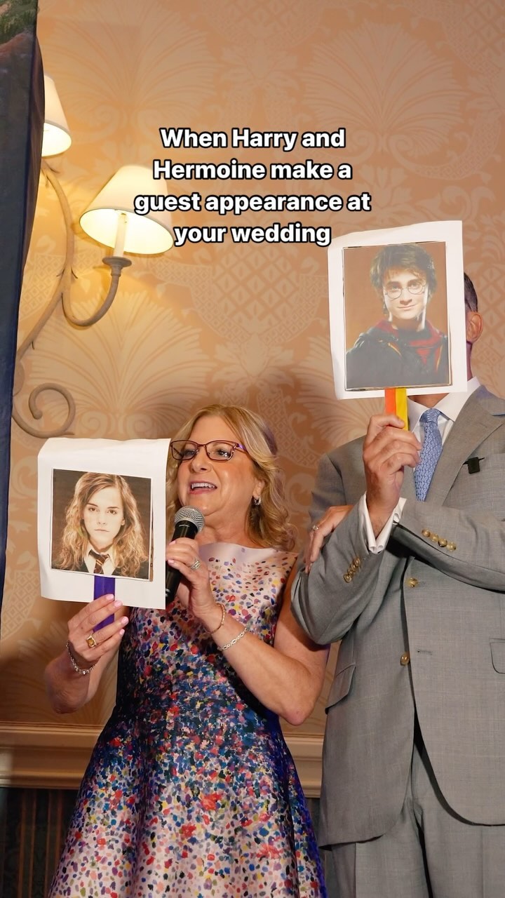 The parents of the groom arranged for a ✨special✨ guest introduction to their speech.
#harrypotter #harrypotterfan #wizardingworldofharrypotter #weddingmoments #weddingspeech #orlandoweddingvideographer #disneyweddingvideographer #disneywedding #disneyfairytaleweddings
