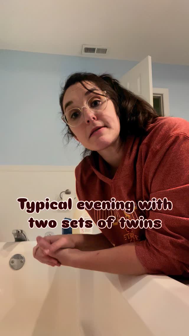 Evening routine with twins: always a crapshoot…
#TwinLife #ParenthoodUnfiltered #DoubleTrouble #MomLife #PoopHappens #TootAndTrouble #DiaperDiaries #twiniversity #twinsofinstagram #twinningtwice
