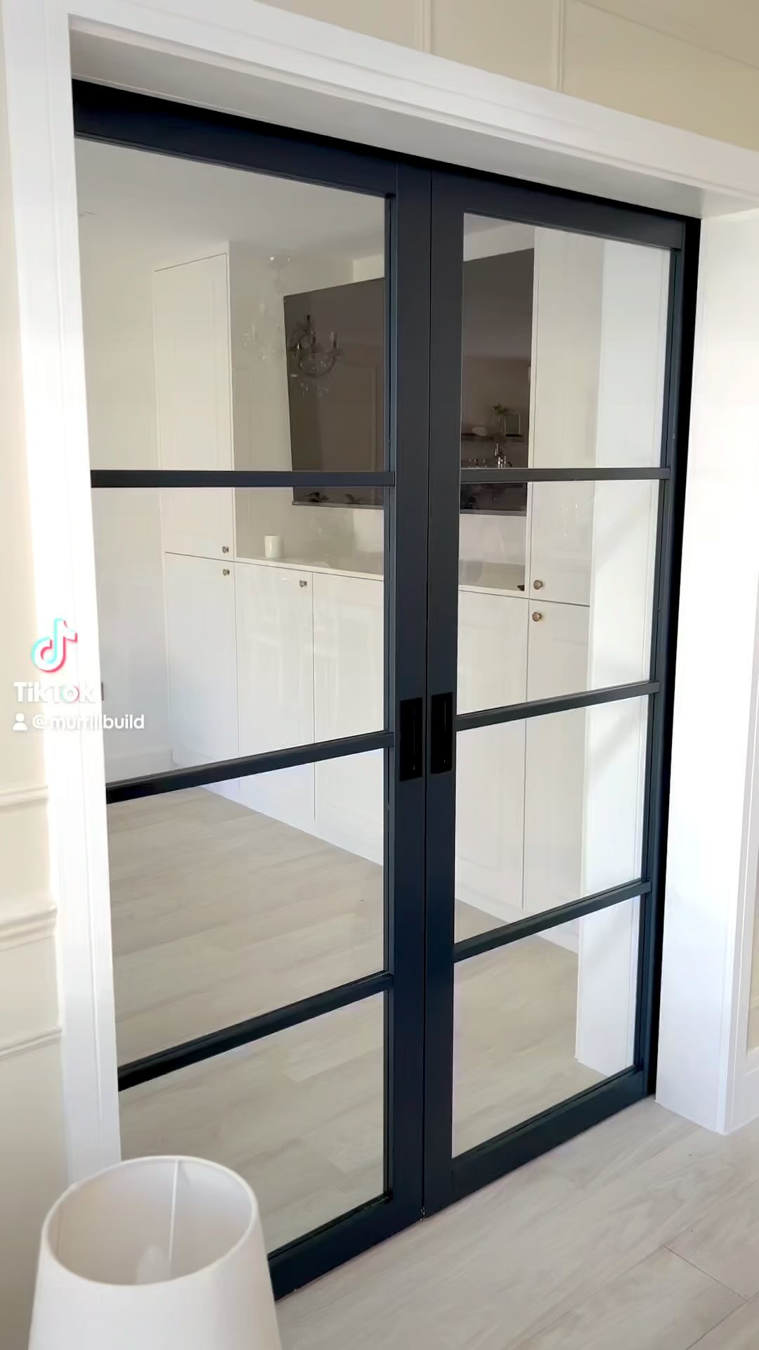 We’ve been quiet on here but extremely busy behind the scenes.
Check out this stunner of a garage conversion blending in seamlessly with the original to the new. We adore this space, styling is 😍 too and another lovely client to work with, that just tops it off. 💓
#garageconversion #garage #beautifulhomes #homestyling #homedecor #homedesign