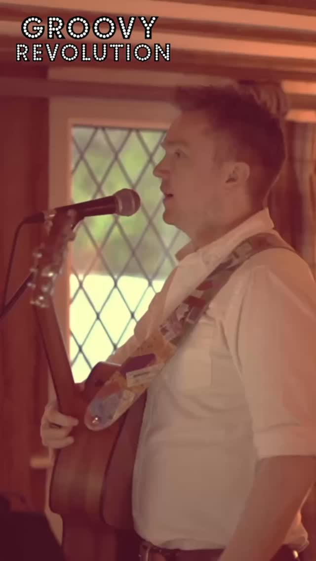 Sneak p👀k alert! Check out 'Dance Medley', our latest trio video featuring a high-energy mashup of the biggest dance hits 🕺
Thanks to @amylouisephoto1 for filming us | filmed at @theploughinneaton
#partyband #weddingband #functionband #dance #dancemusıc
