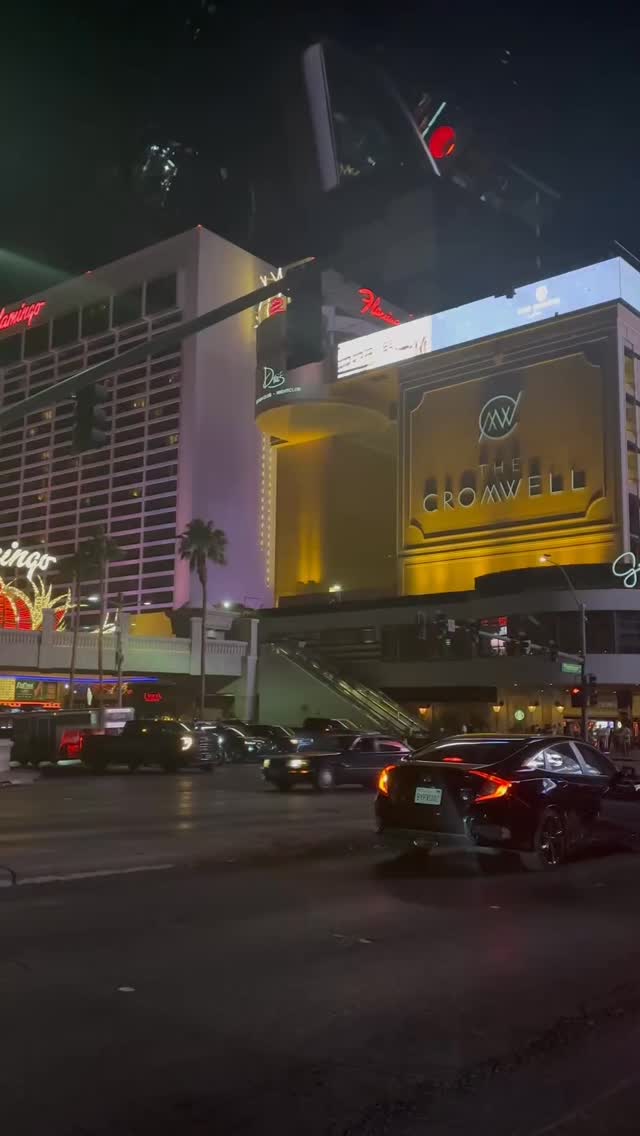 I love a lazy day with a late start 🙂↔️
First time playing roulette… and I won 💸
Vegas might be my kind of chaos. 😏🎰
#VegasVlog #beginnersluck #travelwithkenh