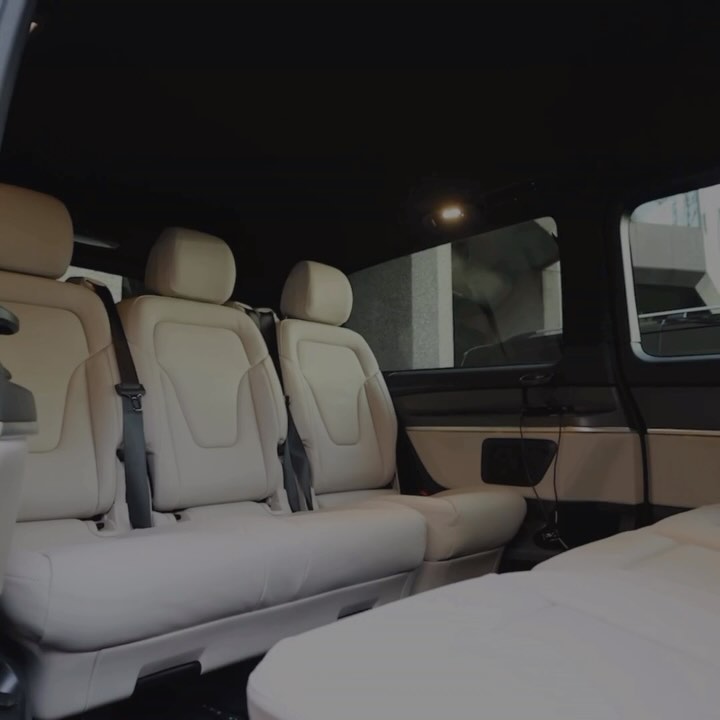 Organising travel for an important meeting can be a logistical nightmare when there are multiple parties involved.
With guests arriving from multiple different locations, you could be dealing with different flight arrival times and potentially each executive using a different mode of transport to and from the meeting.
Not to mention local traffic to navigate on the day.
In situations like this, we can help save your team time and reduce any unwanted stress by coordinating all of the travel arrangements for you.
•No time spent worrying about late arrivals/logistics issues.
•No having to deal with multiple suppliers.
•More time spent focusing on the important business at hand.
Don’t leave your travel arrangements to chance, book with Odyssey Connections today.
#businesstravel #executivetravel #privatecar #Mercedes #prestigiouscar #Vclass #chauffeur #privatehire