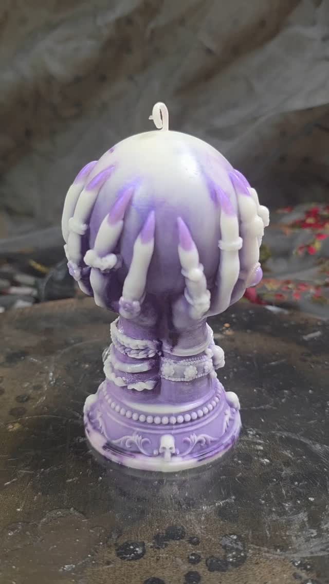Marbled crystal ball candles at www.MelmadeScents.com
#candles #handmade #witchyvibes #melmadescents