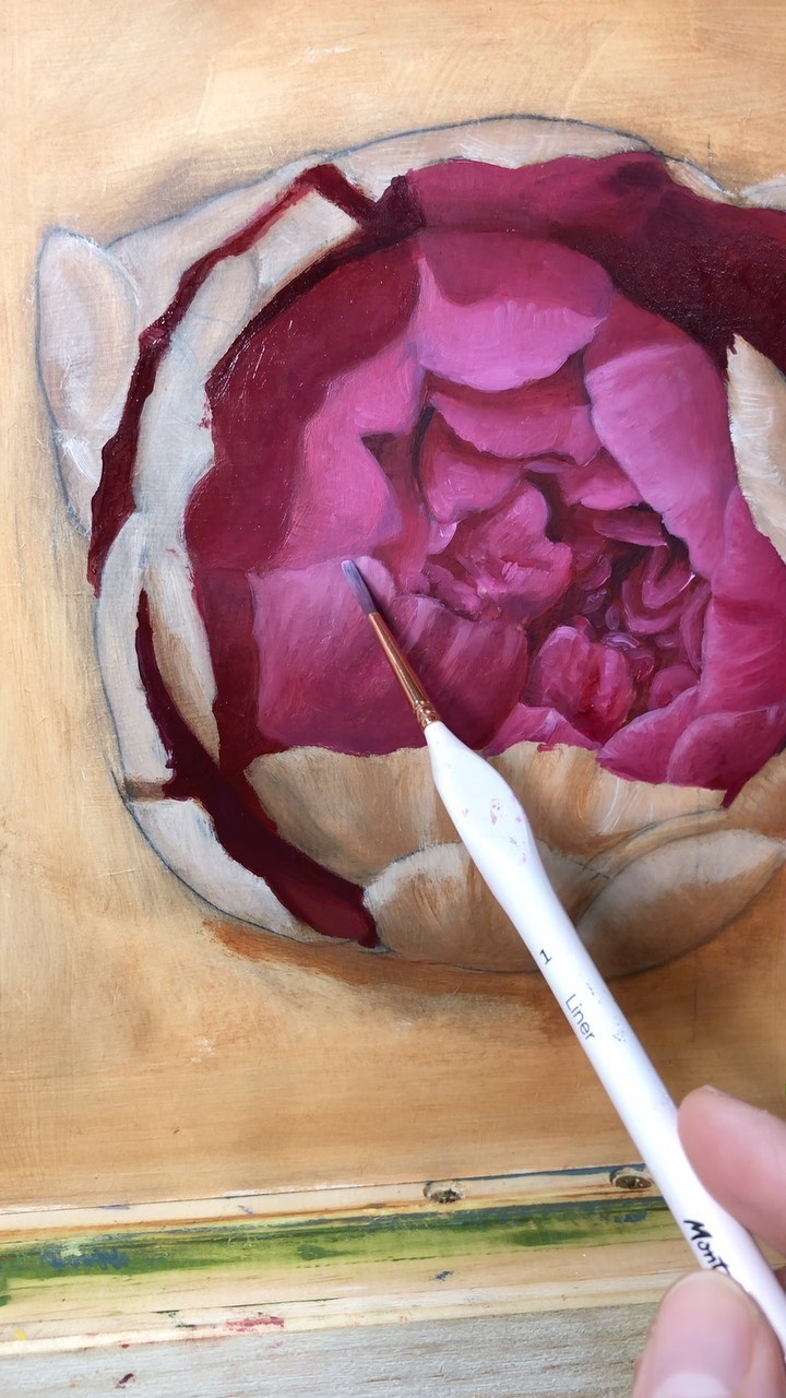Work in Progress: Slowly building layers of paint on this blooming peony. There’s something mesmerizing about the process—each stroke adds depth and life. It’s not just about the final piece, but the journey of creating it that captivates me.
#oilpainting #WIP #newcollection #peony #bloomingflowers #womenwhopaint #hamiltonontario #Hamiltonartists #artgallery #artcollector #artinspiration