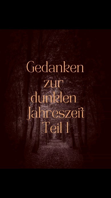 DIE DUNKLE JAHRESZEIT
In diesem Video teile ich meine ganz persönliche Ansicht, warum viele Menschen ihre Struggles mit der dunklen Jahreszeit haben.
Ich lade dich ein mir zuzuhören und dir dabei Gedanken zum Gehörten zu machen.
Beobachte dich während dem Zuhören genau: was für Gefühle zeigen sich? Welche Gedanken ploppen auf?
Sei dabei achtsam und liebevoll mit dir.
In Bezug auf die Zyklen des Jahres hilft mir das Journaln während den Rauhnächten sehr. Seit ich in diesen 12 Nächten das vergangene Jahr Revue passieren lasse, sind mir die Höhepunkte und Wendepunkte des Jahres viel bewusster geworden und ich nehme sie dementsprechend auch stärker wahr.
Somit eigner sich mein Rauhnachtskurs perfekt für all diejenigen, die im Bereich Jahreskreis/Jahreszyklen einen grossen Schritt Richtung mehr Natürlichkeit und eigenen Rhythmus machen wollen.
Aktuell gilt noch der Early Bird bis zum 31.10.24. D.h. du kriegst den Kurs nicht nur günstiger, sondern auch noch drei Geschenke von mir. 💫😉
#rauhnächte #rauhnachtskurs #schamanismus #energiearbeit #innerearbeit #dunklejahreszeit #dunkelheit #innereslicht #räuchern #feminineenergie #maskulineenergie #zykluswissen #jahreskreis #jahresrückblick