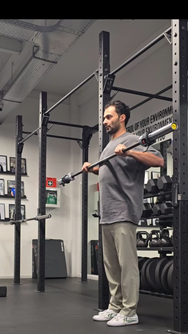 What really defines strength and power? 💪
There’s a ton of debate out there, but let me tell you—core and shoulders are the unsung heroes of true raw strength!
A strong core stabilizes your entire body, while powerful shoulders enhance your overall performance. Together, they lay the foundation for all your lifts.
And remember, while how much you lift is important, it’s not the sole definition of strength. Your output comes from the right combination of muscles working together!
Check out these killer shoulder exercises that also target your core to maximize your gains.
👉 Stay tuned for more tips and workouts coming your way!
Tag a friend who needs a boost in their shoulder training! And drop a comment below on which muscle group you want to crush next! 💥
#strengthtraining #powerlifting #corestrength #shoulderworkout #fitnessmotivation #gymlife #usa #strongnotskinny #fitnessgoals #trainhard #inspiration #workouttips #fitfam #calisthenics #fittoday #fitspire
#prozis #fitnesshacks #dadswholift #gymhacks