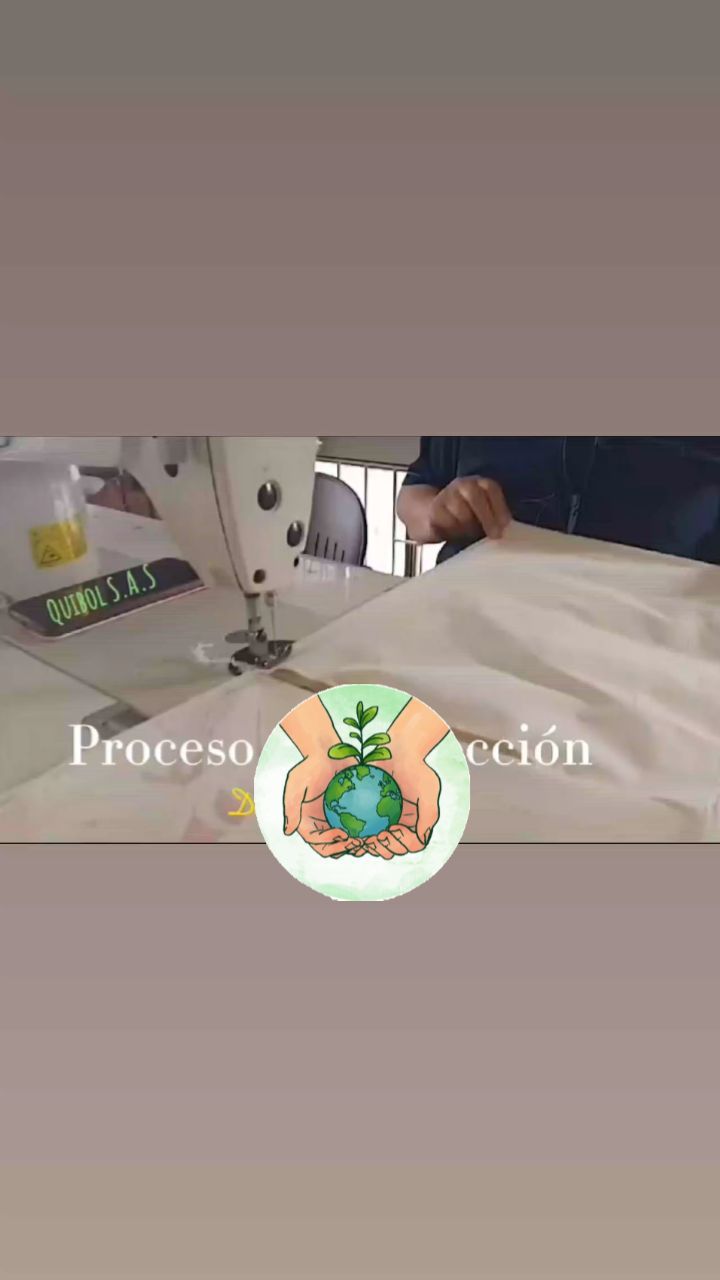 Cuando se ama lo que se hace, se percibe claramente y se convierte en motivación y pasión.
#bolsasreutilizable
#bolsaspersonalizadas
#fabricacioncolombiana
#festivalcolombia