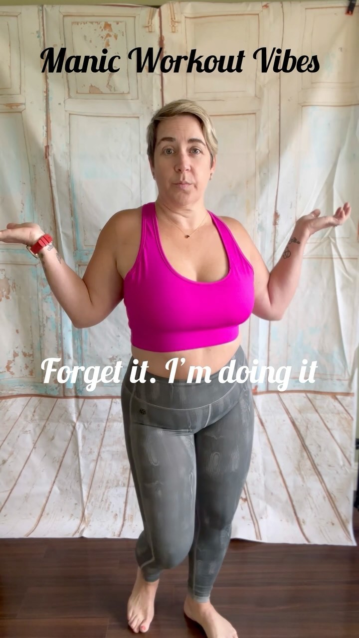 Do you ever have manic workout moments?
You’re totally feeling yourself when you get dressed and head to the gym. Then you catch yourself in the mirror and think, “what was I thinking leaving the house in this.”
Well I’m here to tell you, you’re not alone. I think it’s safe to say most of us are harder on ourselves than we are on others. Also, most people are more concerned with how they look than in critiquing anyone else.
If anyone is looking, they’re probably finding something about your physique or attire that they covet not dislike.
Bottom 🍑 line, you do you. Your confidence will shine more than your outfit or bod so rock your workout your way and let the haters hate.
#fitnessgoals #confidenceiskey #getit #workit #ownit #youbeyou #happinesseverafter #hea