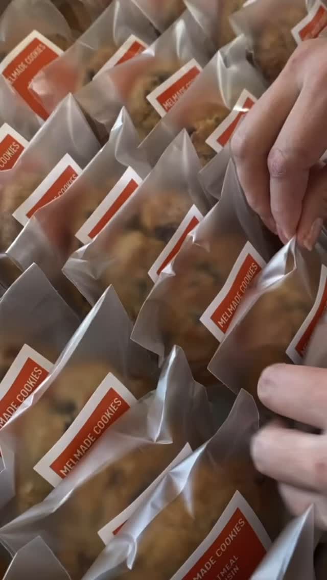 Fast, fresh, and baked well 🍪✨ Every market, every cookie, every moment is made with the passion we have for our craft. Pre-order now for pickup at Saturday’s market tomorrow @deeprootsfarmersmarket