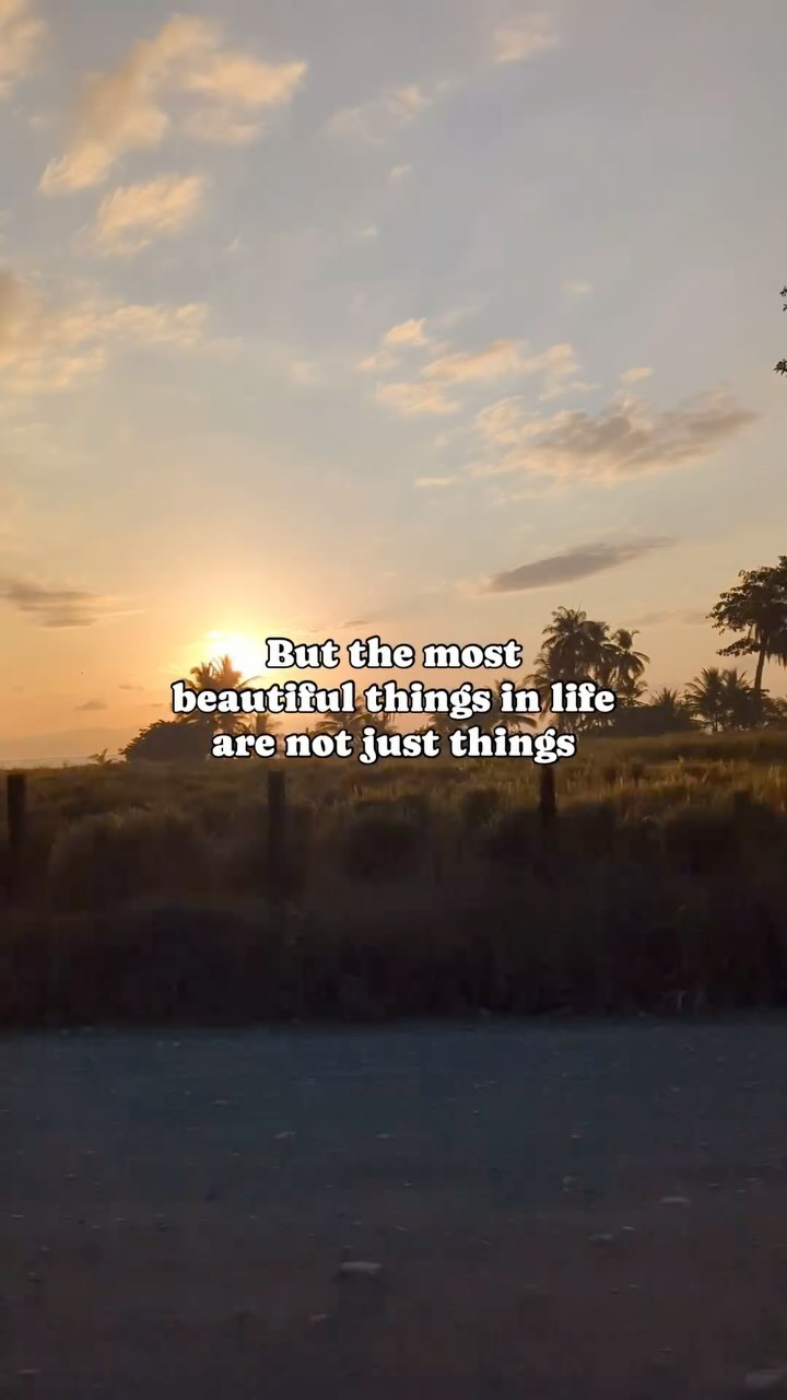 ✨ Als ich verstand, dass sich Momente und Erinnerung mit Geld erschaffen lassen, hat sich alles verändert!
✨ Als ich verstand, dass sich Träume mit Geld erfüllen lassen, hat sich alles verändert!
✨ Als ich verstand, dass tiefe Verbindungen und gegenseitiger Respekt durch Geld entstehen können, hat sich alles verändert!
✨ Als ich verstand, dass Geld Gutes in der Welt bewirkt, hat sich alles verändert!
🧡 Wann bist DU bereit für eine tiefe Veränderung?
🧡 Wann gibst DU Geld endlich die Chance, dir deine Träume zu erfüllen?
🧡 Wann sagst DU endlich JA zu einem erfüllten Leben?
🫶🏼 FOLGE mir unbedingt für deine regelmäßige Motivation, für dich loszugehen und deine Träume ernst zu nehmen!
#moneymindset
#geldbewusstsein
#moneyspirit
#finanzenfürfrauen
FINANZEN FÜR FRAUEN
VERÄNDERUNG
TRANSFORMATION
MINDSET