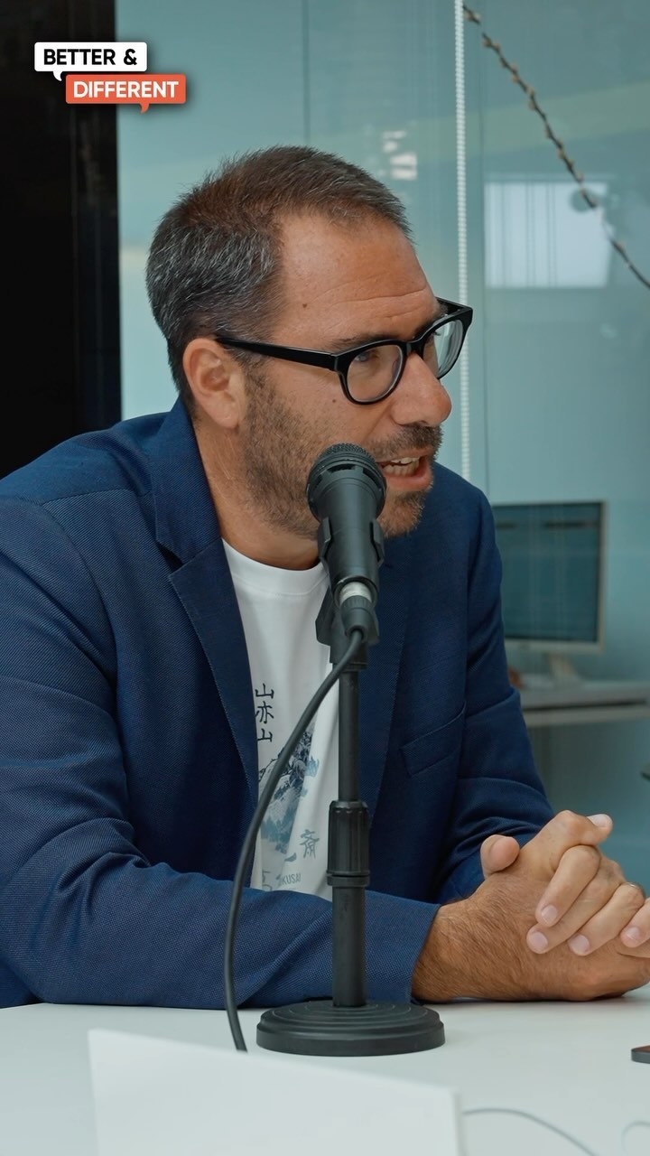 נועה קירל היוניקורן של ריינבו !!! 🌈
קטע מתוך פרק 1 - עופר פלדמן מארח את אריאל ברנסון
להאזנה לפודקאסט המלא חפשו ביוטיוב
ישראל קנדה Better & Different
#ישראלקנדההפודקאסט #betteranddifferent