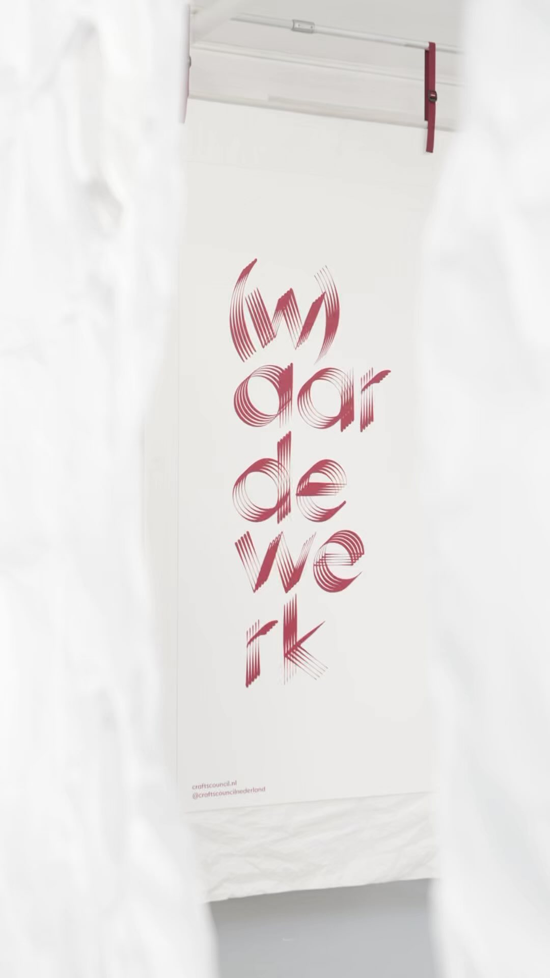 ✨Dutch Design Week 2024!! ✨
(W)aardewerk, the beautiful exhibition organized by @craftscouncilnederland is showing till the end of this week.
If you are planning to go to the DDW this year, check out all the amazing ceramics from the very talented designers. I am happy to be part of the (W)aardewerk exhibition.
I myself will be there on Thursday to tell you all about my project and about the projects of the other designers. Will you be there?
#dutchdesignweek #dutchdesignweek2024 #dutchdesign #ceramics #ceramicdesign #sustainability #sustainabledesign #sustainableceramics #wildclay #ashglaze #upcycling