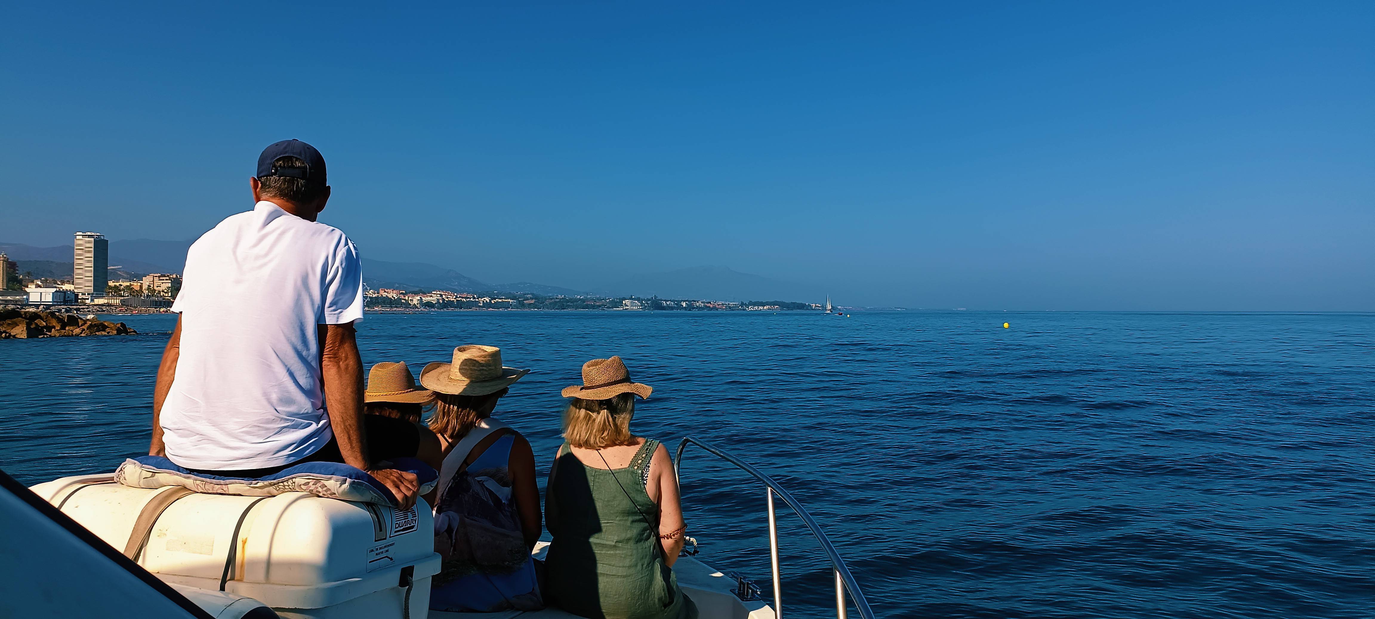 Como siempre, un verdadero placer poder disfrutar de nuestro proyecto y nuestros vinos con gente tan agradable!!
Gracias chicos
#escaramujowines #winetours #costadelsol #estepona