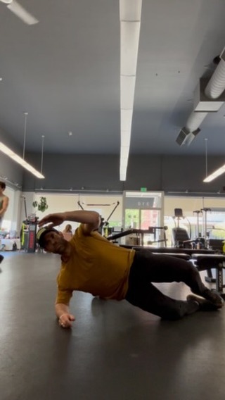 More on the idea that your core training should be more than just holding yourself still, though that might be where you need to start. These are all frontal (lateral) plane examples.
#fitness #strength #coreworkout #abs #strengthtraining