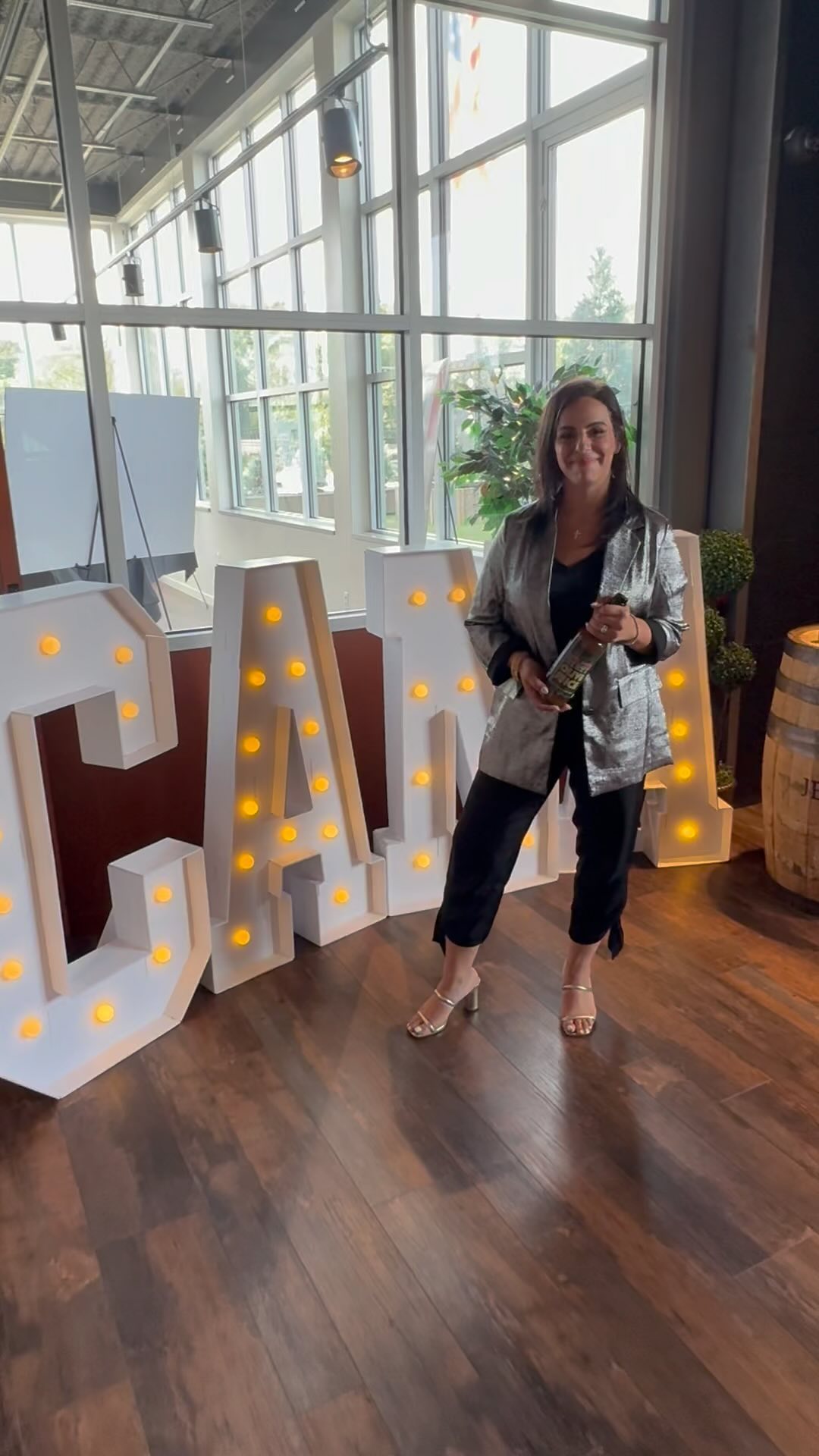 Introducing, for the first time, Olive Grove Small Batch Dirty Olive Juice – The Dirtiest They Come! The perfect ingredient to add to your martini!! If you want an extra kick, add some Olive Grove Blue Cheese Olives or our favorite, Olive Grove Anchovy Olives! 🍸🫒