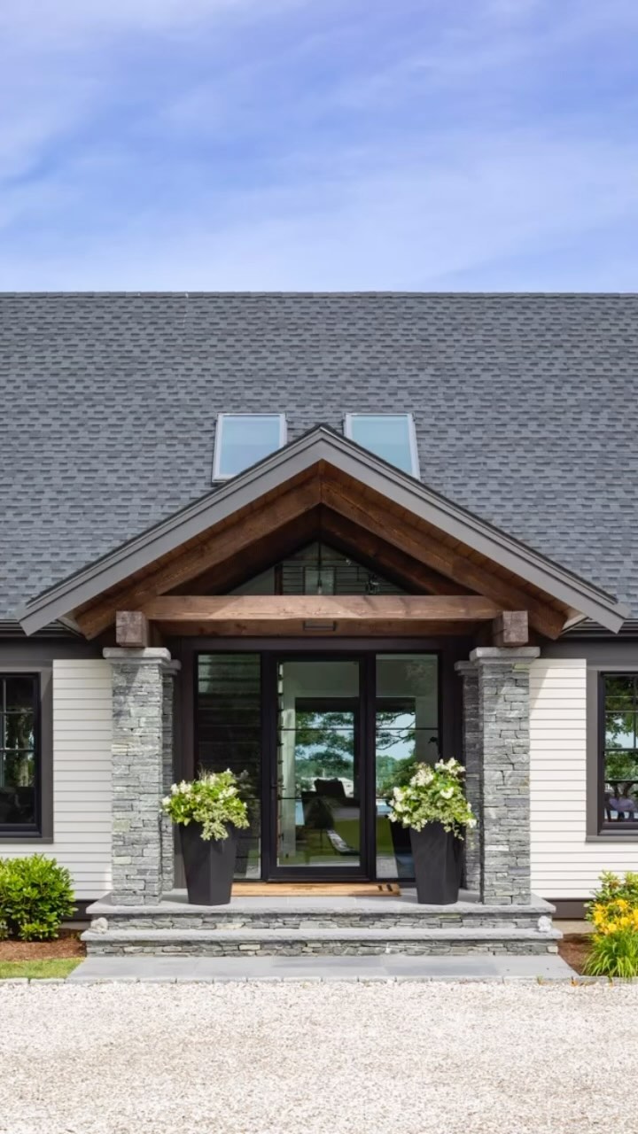 We’re honored to be recognized with Cape Cod’s Best Community’s Choice Award for Best Home Builder! It was a fantastic night celebrating with so many talented individuals and businesses. Congratulations to all those who were recognized! 🎉 We truly love being a part of this incredible community. #CapeCodCommunity #BestHomeBuilder #Grateful #CapeCodLiving #HomeBuilding #AwardWinning #CommunityFirst #BuildingDreams #CapeCodBuilders #ProudToBuild #LocalExcellence #CapeAssociates #CapeCodCustomBuilder #CommitmentQualityIntegrity