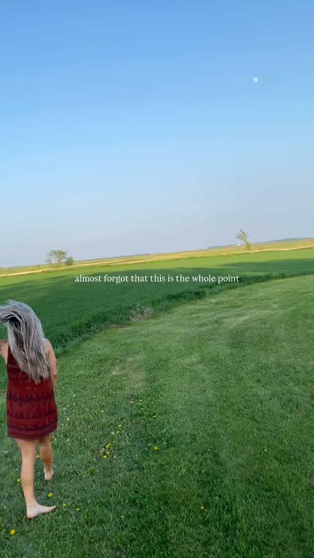 almost forgot that this is the whole point 🤍
not the pressure. not the hustle - to do more, have more, be more.
just simply being here.
in your body. in this moment.
in the quiet knowing that this right here, this life, is enough. that you are enough, exactly as is.
#selflove #healingjourney #selfdevelopment #embodiment #wellness