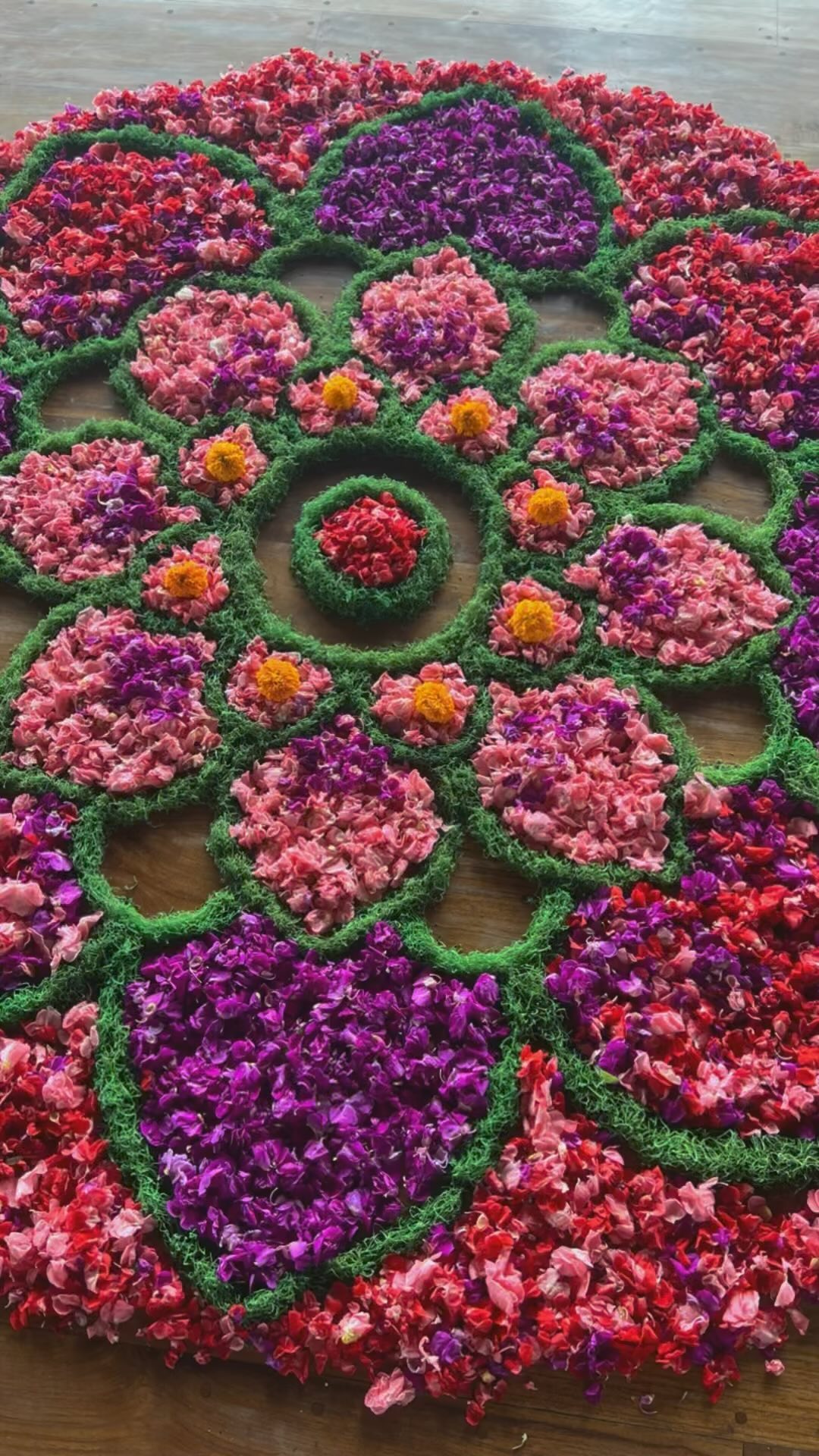 The most magical time on the Island of the Gods. Anyone looking to slow down the pace for a moment, I cannot rate @mokshanz highly enough. A Sacred Pause is what I got and my cup is so very full right now 🙏