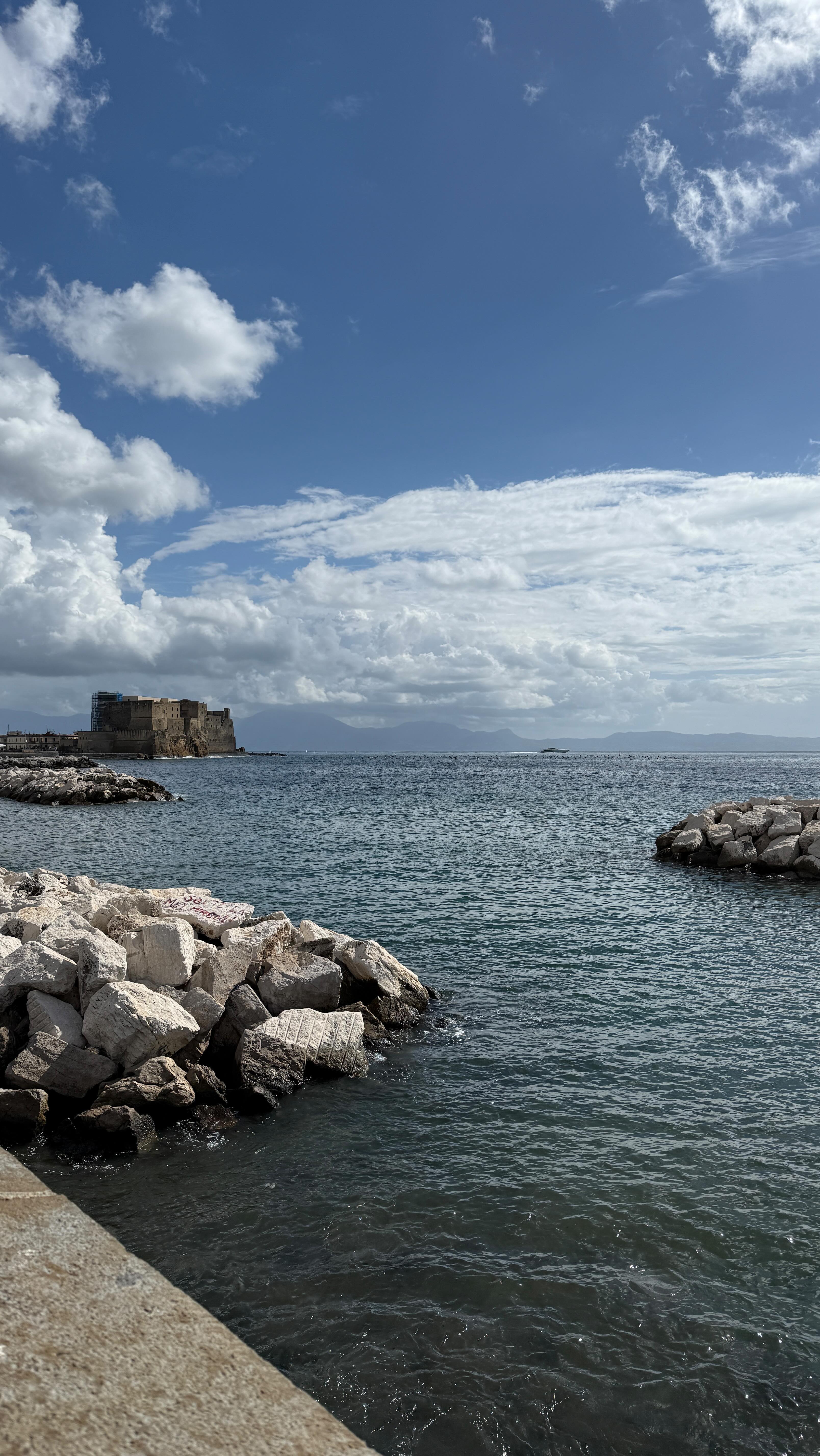 Episode 3 of Tante Belle Cose is all about tours. I talk with Petulia Melideo of @contexttravel and if you would like my less demure opinions on the good and bad tour companies, join our trip planning community on Substack. #italytrip #italy🇮🇹 #travelitaly #feasttravel #rome #tour