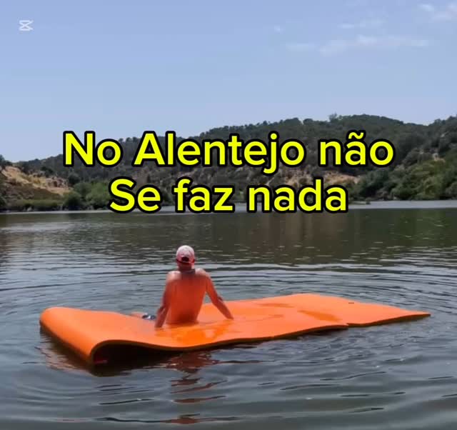 Bom dia ☕️
#turismoalentejo #turismoportugal #visitmertola #alentejo #boat #alentejo #alentejo #rioguadiana #visitmértola #rioguadiana