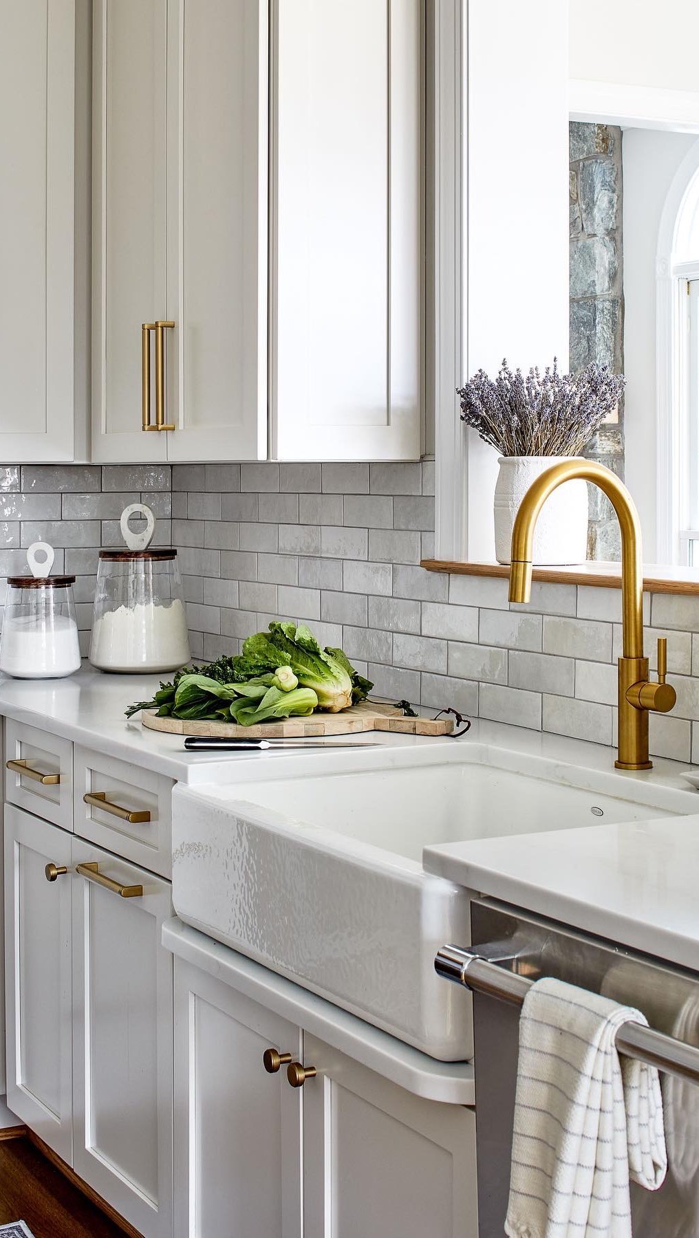 Some of my favorites here…
Cast iron sink by @kohler
Faucet @calfaucets
Drip ledge added to protect the finish of the sink base
Cabinet paint color @benjaminmoore Classic Gray