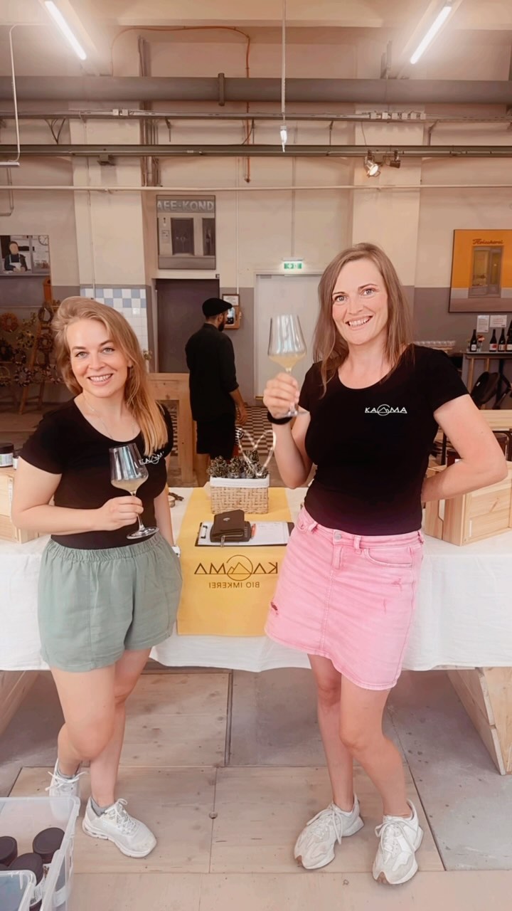 What a year! 💫
Ein Imkerjahr neigt sich dem Ende. Und es gibt so viele tolle Momente, die wir mit euch teilen wollen. 😊
*
*
#Imkerjahr #Bienenliebe #Honigernte #Naturerlebnis #Bienenwunder #Imkerfreude #Bienenfreunde #Nachhaltigkeit #Honigzeit #Bienenfleiß #Naturverbunden #ImkernmitLeidenschaft #Bienenvolk #SummSumm #Blütenzauber #Imkerleben #Honiggenuss #Bienenschutz #LebensraumNatur #Bienenarbeit #Insektenfreunde #Naturverbundenheit #RegionalerHonig #Imkernatürlich #Ökologie #Honigliebe #Bienenjahr #markterei