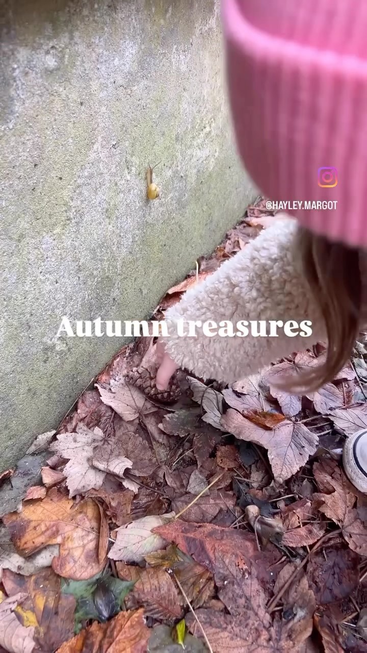 🍂Chasse aux trésors d’automne
Comment motiver les enfants à aller faire une ballade et rendre ce moment ludique ! Votre enfant va découvrir et observer les petits détails de cette nature si riche à cette saison 🍂
Une super activité qui fonctionne très bien, votre enfant sera fier de ramener ses petits trésors à la maison 🥰
🍁Une variante est possible en mettant simplement des couleurs 🎨
#activitesautomne #activitesenfants #promenadeenforet #autonomie #chasseauxtresors