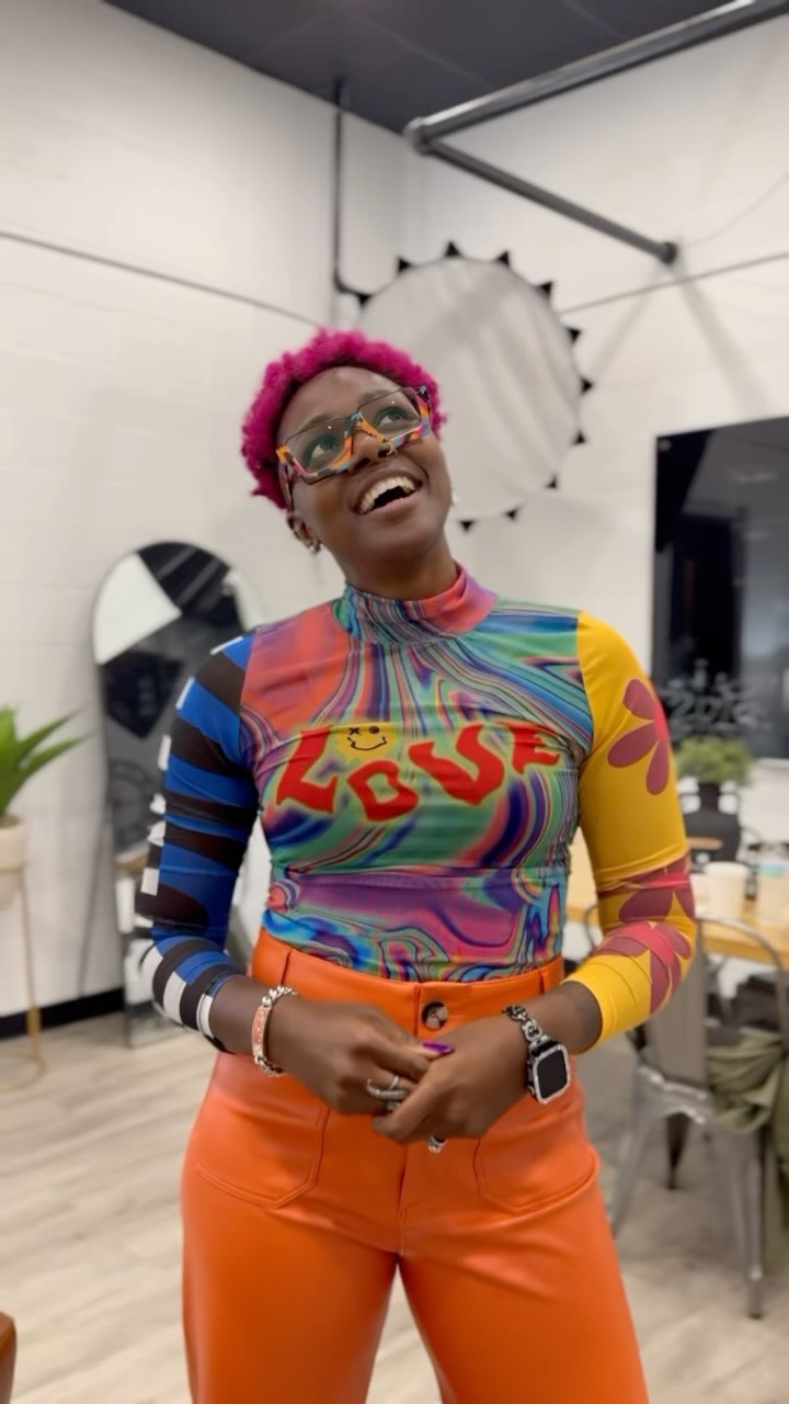 Has it been a week already?!
God called me out the crowd to give a word at @onedotchurchā¦I really havenāt been the same since.
Doing something so far outside my comfort zone was a real-time lesson in learning to trust the Holy Spirit and rely on His strength. Though Iāve never felt ācalled to speak,ā God has thoroughly challenged that perception.
I did everything I possibly could to prepare for the day, and God met me there. He showed his power through me in a way I never thought possible.
Iām humbled. Iām exceedingly grateful. And Iāve learned not to limit what God wants to do through me. So if Heās leading me to speak, then this is my public declaration that Iām done fighting it. (Mostly lol)
I choose to say yes and give it everything I have.
#onechurchmychurch