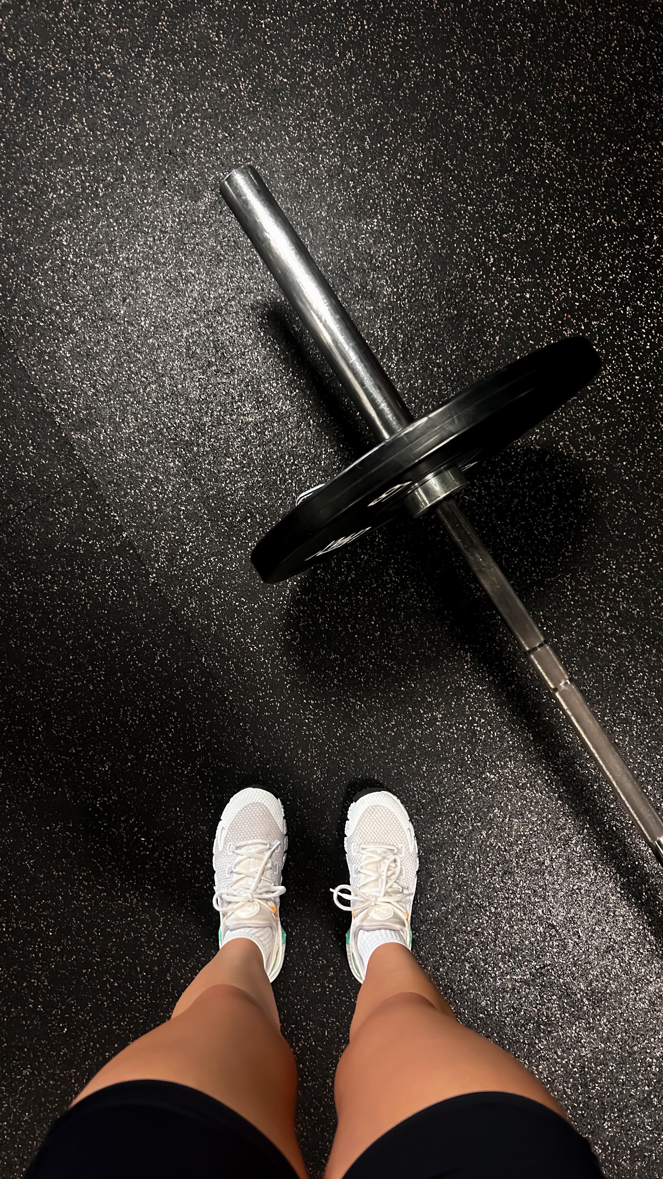 Long weekend of biking?? Here are some corrective exercises/stretches to combat your biking posture.
Wall Slides: push your arms into the wall as hard as you can as you slide up and down- go slow! (If your arms can’t stay on the wall throughout the whole movement, definitely do these more!) 3-4 sets of 30 seconds
Chin tuck: tilt chin down, stand up straight and push head into the wall, HOLD, 10 sets of 5-10 seconds
Kneeling Elevated Foot OH Reach: once in position, tilt pelvis posteriorly, reach overhead and lean. Hold 20-30s, 3x
Save for later and try it out 💕
#sportsperformance #mountainbiking #performancetraining #mtb #strengthandconditioning