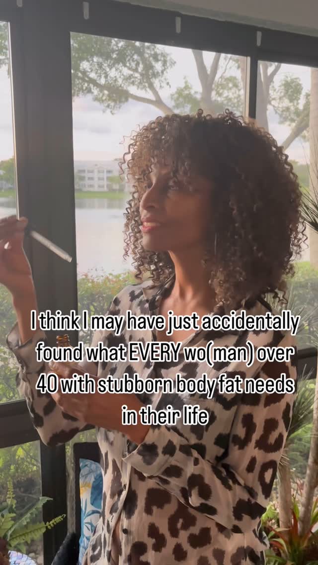 As a wo(man) over 40, you think it’s carbs that caused you to gain belly fat
Actually, it’s your high Cortizone and insulin resistance!
First, please like and follow below
The main offender of gaining belly fat has always been high cortisol levels with its conniving impact on our hormones, our bodies and our overall well-being.
So when cortisol levels continue to exist, the following side effects can occur:
Puffy face
Acne
Headaches
Feeling of overwhelmed
Tired all the time
Hair thinning
Flushed face
Struggle to stay asleep at night
Muscle weakness
Mood swings
Hot flashes
Brain fog
Low libido
If you read this list and thought, “Oh yeah, those are me”, you could like my friend, have imbalanced hormones
After watching 1000s of people make this simple switch and get the most incredible results, I, too, decided it was time I that did!
If you are feeling like you want to see what many of us have done to better our health that is easier than ever before, comment RESULTS and I’ll send over the Link 😘🙌🏽🙌🏽
#hormonebalance #hormoneimbalance #bodybalance #skinnydrops #weightlosstransformation #bellyfatisathing
#hotflashesbegone
#fatlossjourney #hormonehealth #cortisolcontrol #helpingwomenover40