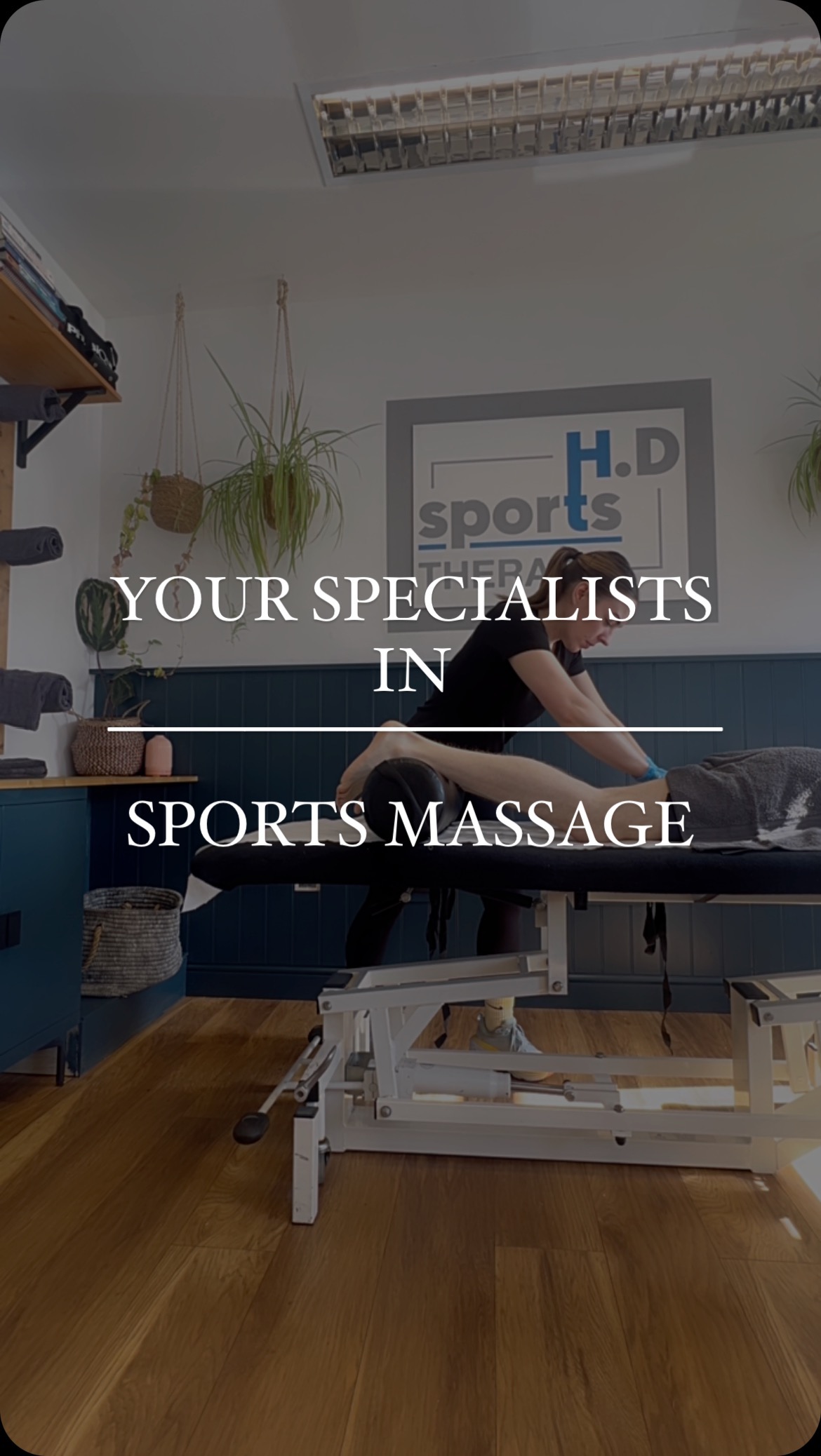 We are your sports massage and soft tissue specialists 🙌🏼
With over 13 years experience in the clinical field we are here to advise, diagnose and treat your soft tissue and muscular injuries 💙
