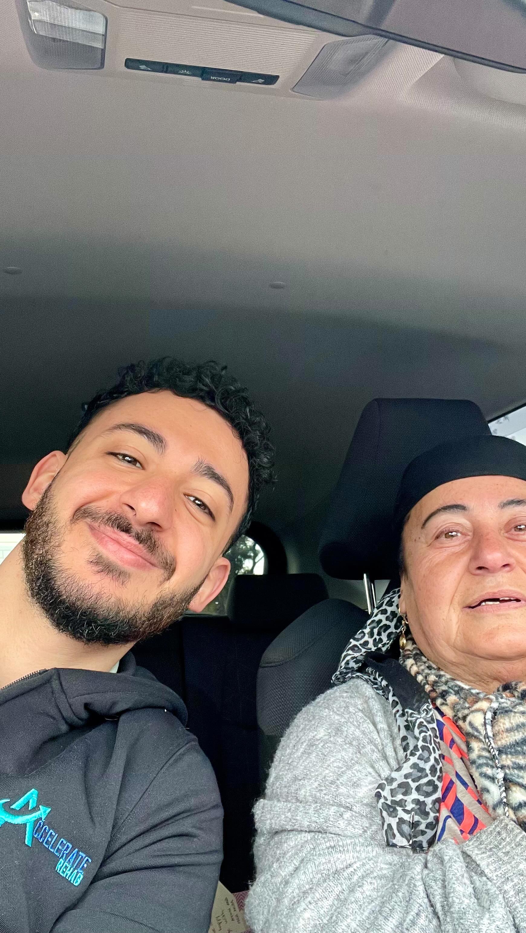 Noura reveals her weight loss tips that made her 9kg lighter! 😆
#acceleraterehabphysiotherapy #acceleraterehab #physiotherapy #moorebankphysio #physiosyd #mobilephysio #health #ndisprovider #workercompprovider #agecare #fy #fypシ #fitnessmotivation #f #nouraandsam #carchat #weightlosstransformation #weightlossprogress