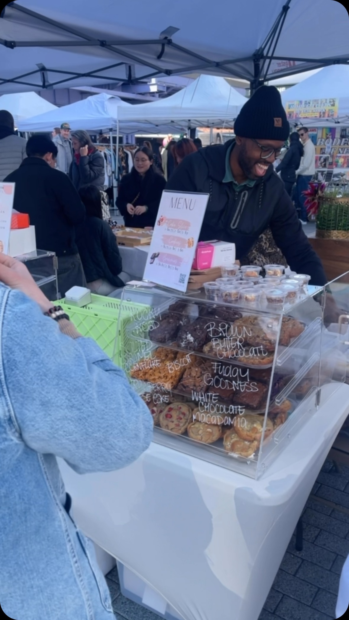Love what I do! 🥹✨💕
#nycbaker #nybaker #statenislandbaker #cakesofinstagram #cakedecorating #cakedecorator #lovemywork #eatcake #brooklynbaker