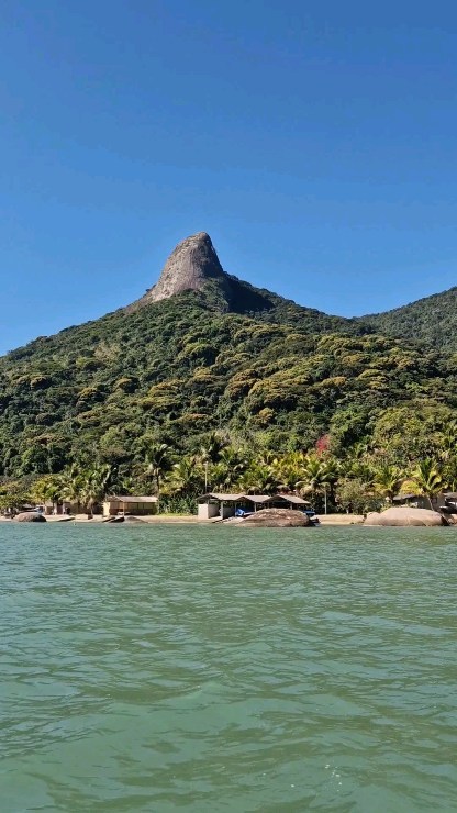 Saco no Mamanguá. Um dia no Paraíso.
Caminhada ao Pão de Açúcar do Mamanguá
#paraty #natureza #turismo #aventura #hike #caminhada #Mtur
