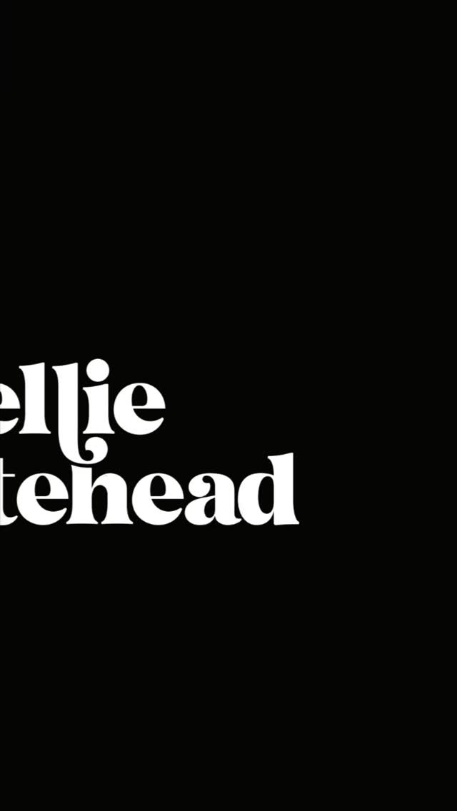 Very nice.
Very Kellie.
Very Readers Digest 1982.
Perfect.
It's been a good week, and happily ending with the start of a new branding journey...
I think Stevie would approve.