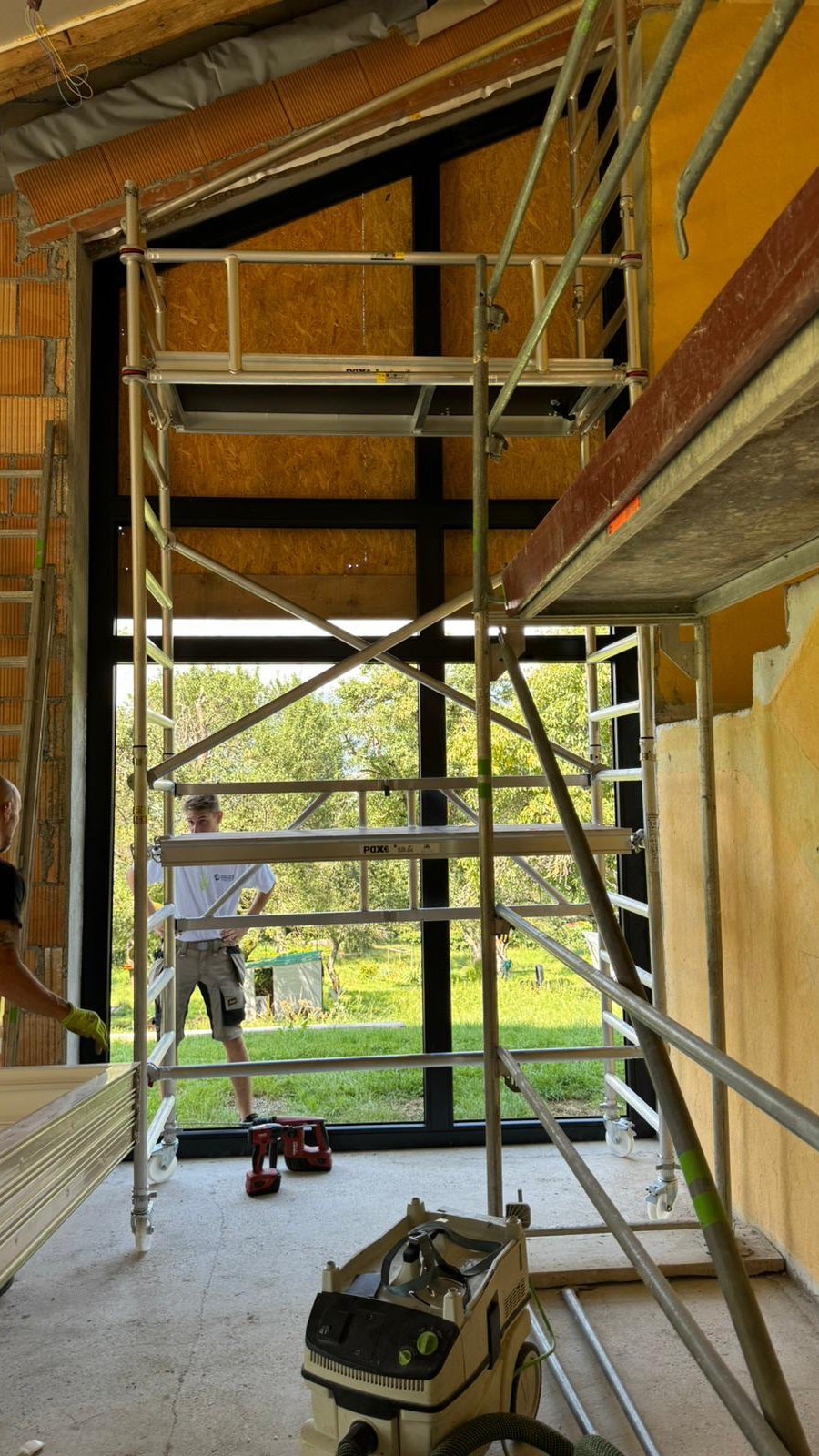 Avancé des travaux - pose des fenêtres - Projet Doloires