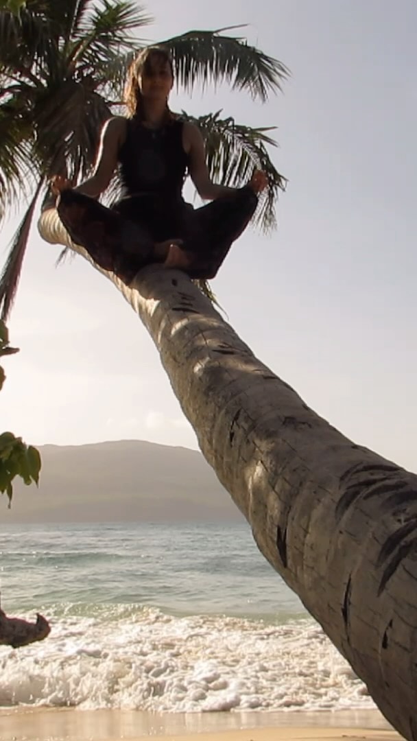 Surrender to the flow, trust the journey. The best things come when you let go and allow life to unfold. 🌿✨
#trusttheprocess #trustyourintuition #trustyourjourney #trustyourpath #trustyourtiming #yoga #trust #mindfulness #lasgaleras #dominicanrepublic #lasterrenas
