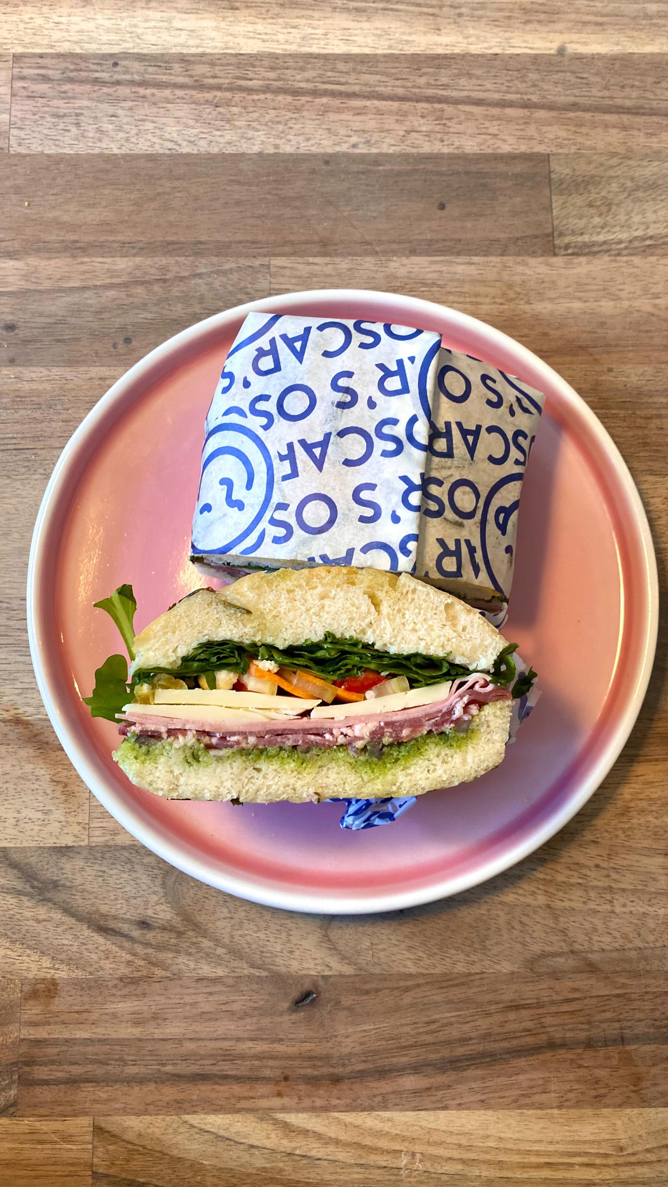 The Deli Italiano Focaccia 🇮🇹🌱 Mortadella, coppa, milano salami, provolone, hot giardiniera, pistachio and basil pesto, rocket, red onion on rosemary focaccia!
For veggies, we have the Verde Italiano Focaccia, with marinated courgette & sun dried tomatoes & then all the same delicious fixings as the meaty one.
We’re making more of these starting today as you’ve all been loving them so much, so come & grab one! Ciao bella! 😋