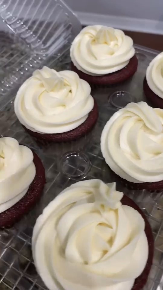 Life Is Sweet! 🧁🥧
Just a taste of something sweet is the perfect compliment to a great meal.
#montgomeryskitchen #tampafoodie #tampaeats #tampachef #tampacatering #dessertlovers