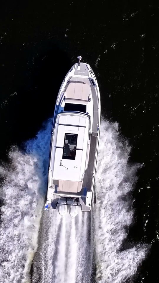 📽️ Earlier this summer, we filmed the new Quarken 35 T-Top. Here’s a glimpse of some of the videos we made. Thank you for your collaboration! @quarkenboats
.
.
.
Contact:
📩 cecilia@primeproductions.fi
🌐 www.primeproductions.fi
#quarken35ttop #quarkenboats #videoproduction