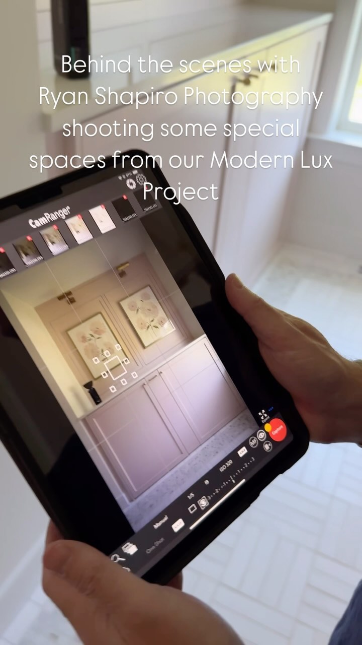 Having fun shooting with my hubby @ryanshapirophotography 🥰
capturing some amazing spaces from our Modern Lux Project 🙌