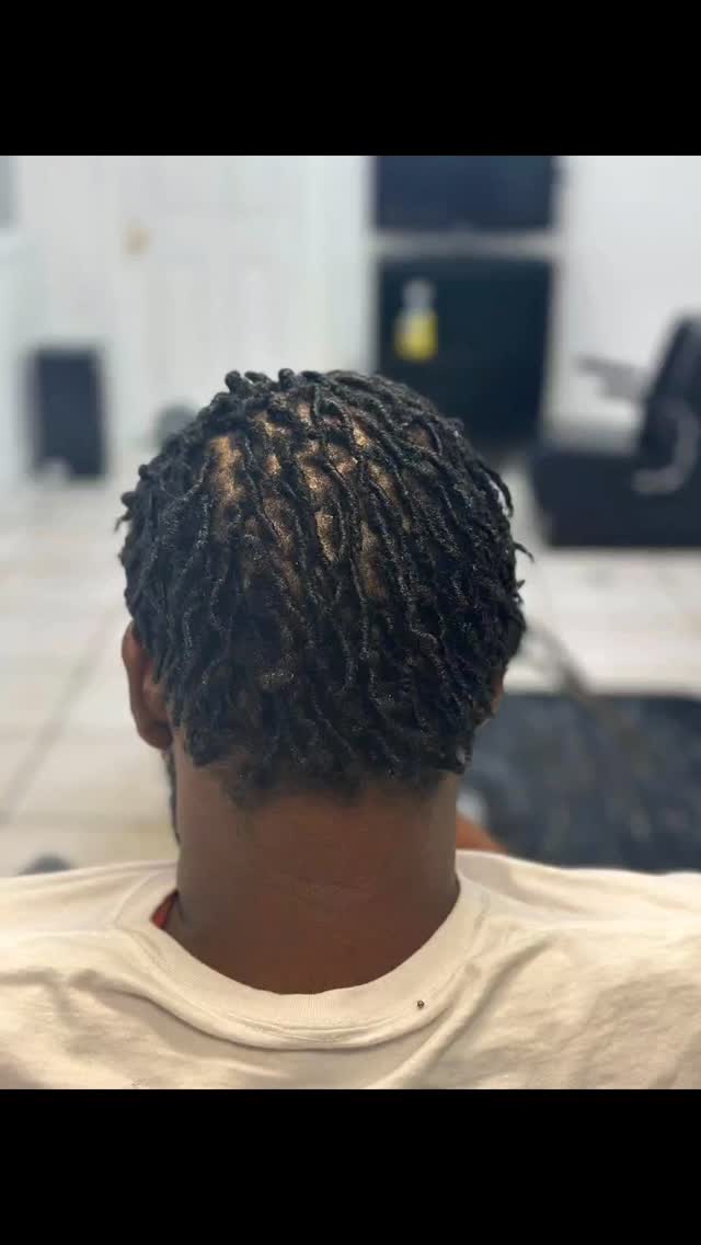 Book your consultation.
#locjourney #menwithlocks #loclove #locnation #interlocks #interlock #microlocs #macrolocks #menwithlocs