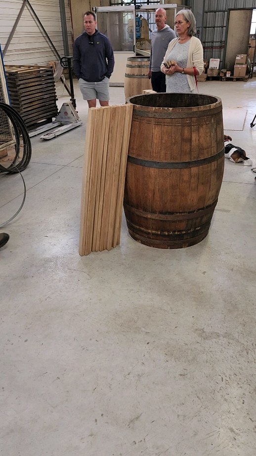 It's barrel making time, the old school way Bartholomo Cooperage in Gascony!