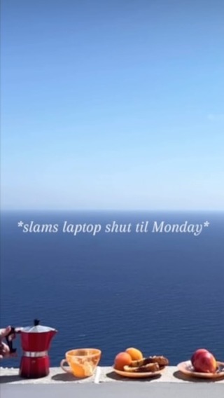 Weekend mode: Activated 🌊🌞
See you on Monday!
Capturing the endless beauty of the Aegean Sea: @alexandramtaylor
#greece #coffee #santorini #mykonos #ios #kyklades #weekend