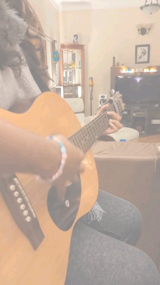 A mere whisper of the word #serendipity, and Mi Casa transforms into a world of delightful surprises.” 🌟
#livehere
#livemore
#bestairbnb #koramangala #bangalore #staycation
#live #work #play #create #jamsession
#connections #conversations #community #serendipity #businesstravel Say NO to #travel #fatigué #homesweethome #homeawayfromhome #workation #digitalnomad #remotework #HiddenGem #happyspace #petfriendly