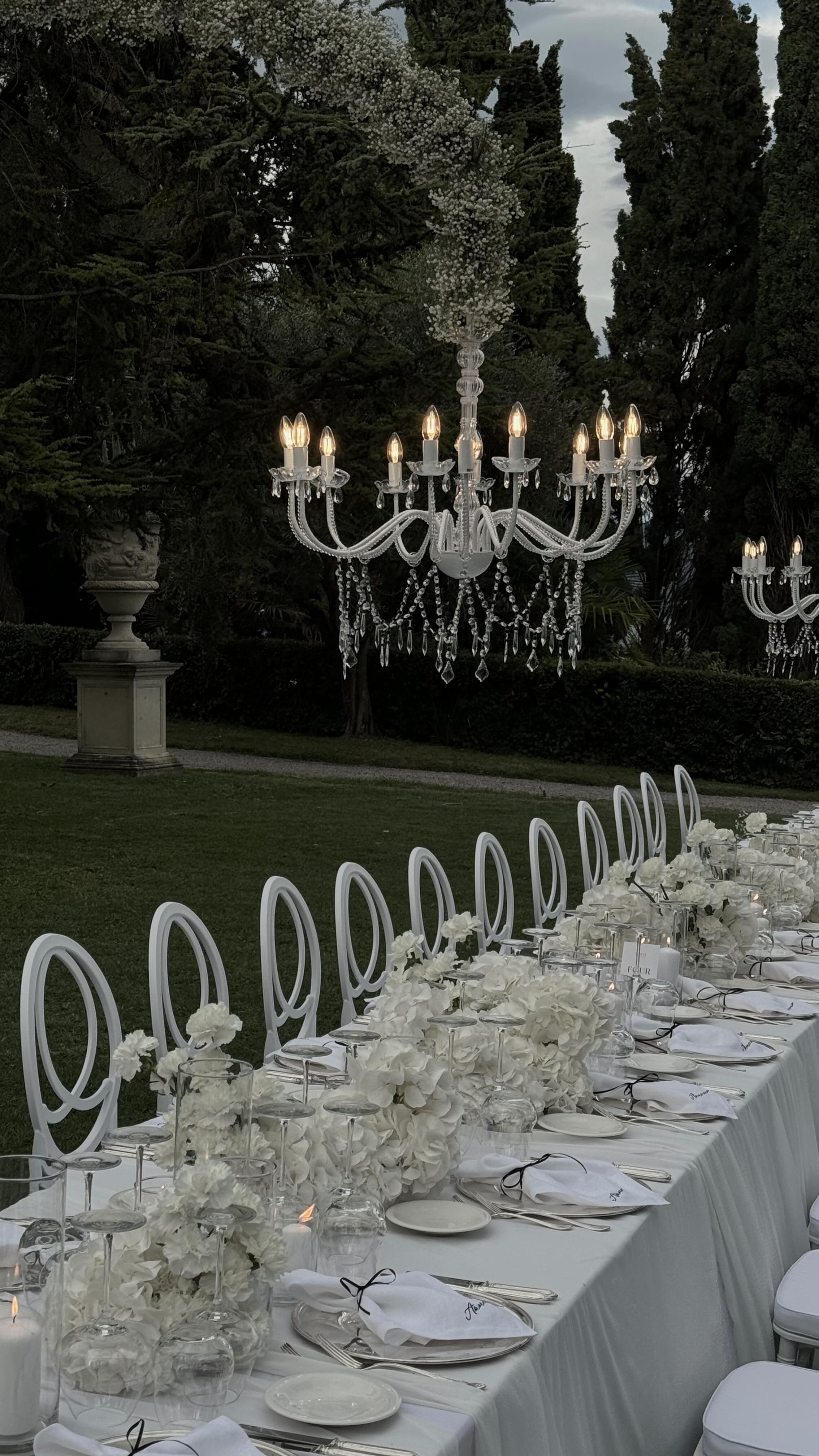 Diesen Spruch habe ich gerade gefunden - und ich fand ihn einfach nur soooooo toll 🤍
Nicht nur ein Beruf für mich und meine Kollegen sondernd Berufung mit Blumen solche Emotionen zu erschaffen
#flowers
#florist
#lovemyjob
#flowershoplife