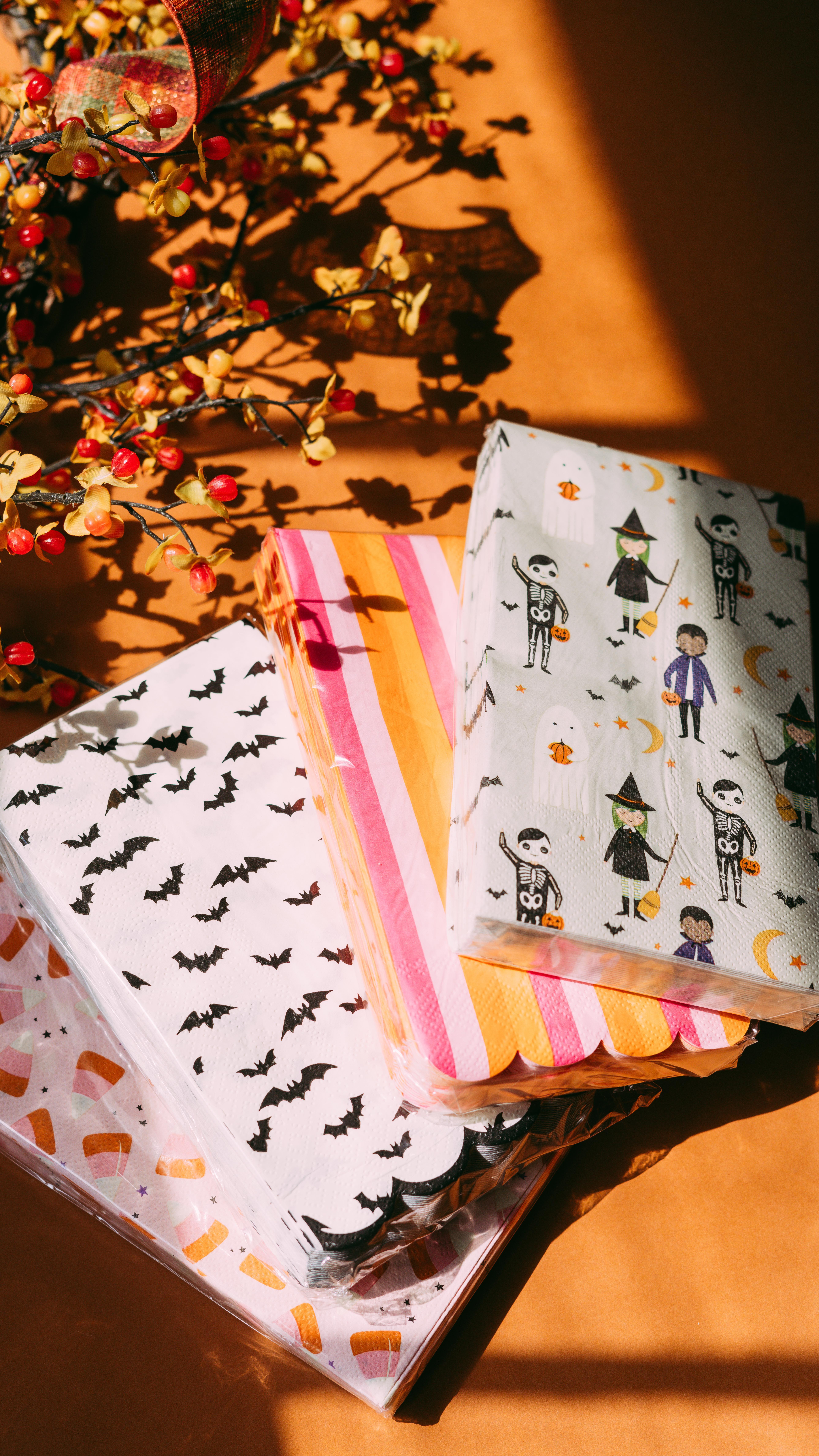 It’s Harvest Fest Day! Come see us from 9am-3pm on the square and enjoy 30% OFF all party paper goods for your fall party or gathering!
#fallharvestfest #elktonkysquare