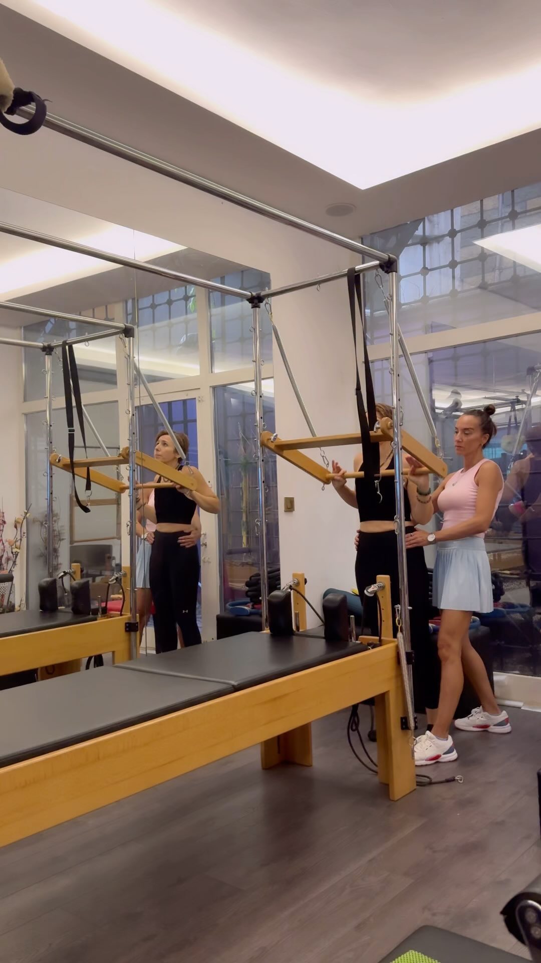 Pilates time #pilates #pilatesreformer #pilateslovers #pilatesinstructor #pilateslife #pilatesteacher #pilatesworkout #pilatessolo #pilatestime #perapilates #instagood