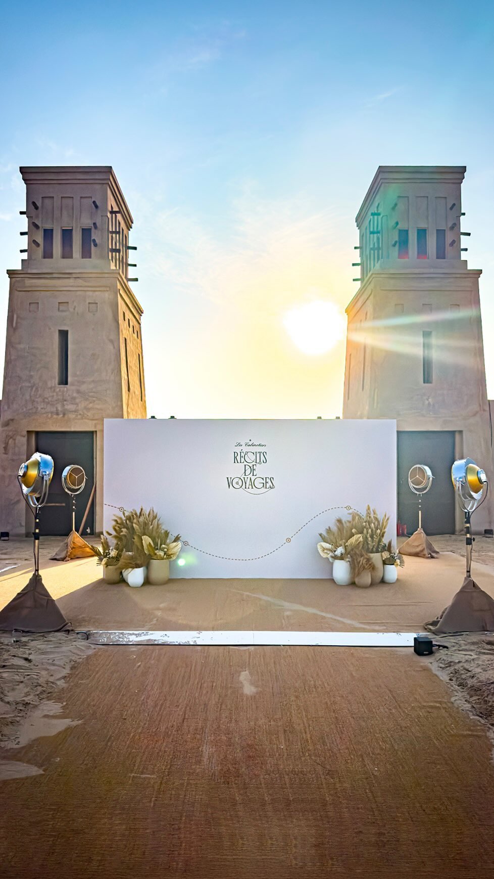 ✨ C’est grâce à nos incroyables clients que nous vivons des moments uniques ! 🙏 Votre confiance nous permet de capturer et vivre des instants extraordinaire.Voici un petit aperçu de ce que nous avons vécu ensemble à Dubaï. 🎥✨ #dubaievents #bts #filmmaking #loveourclients